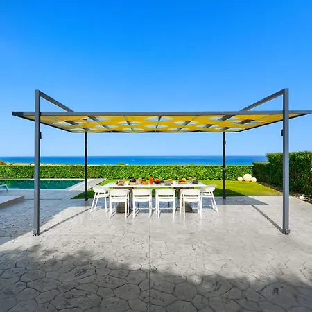 Hill & Sea View
