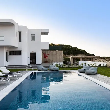 Hill & Sea View