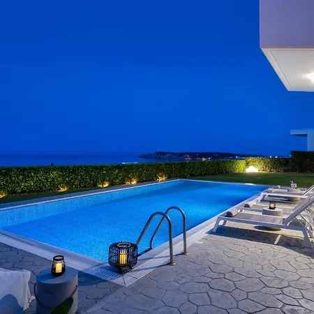 Hill & Sea View
