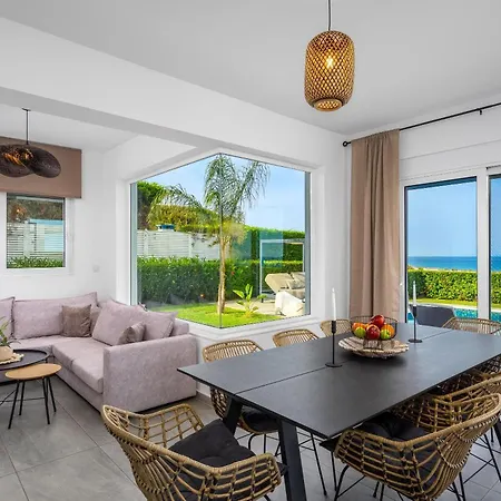 וילה Hill & Sea View