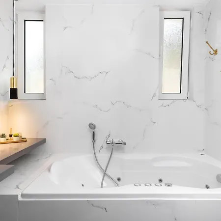 Hill & Sea View 科林比亚