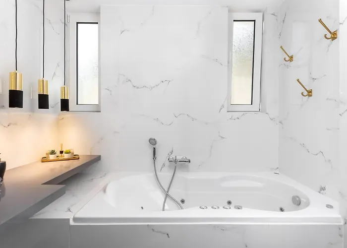 Hill & Sea View Κολύμπια