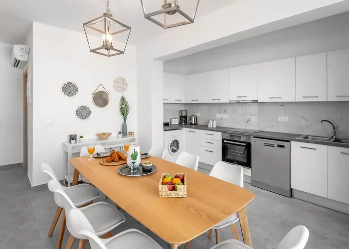 Hill & Sea View Κολύμπια